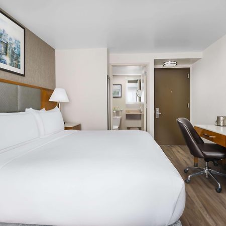 Doubletree By Hilton Hotel New York City - Chelsea מראה חיצוני תמונה