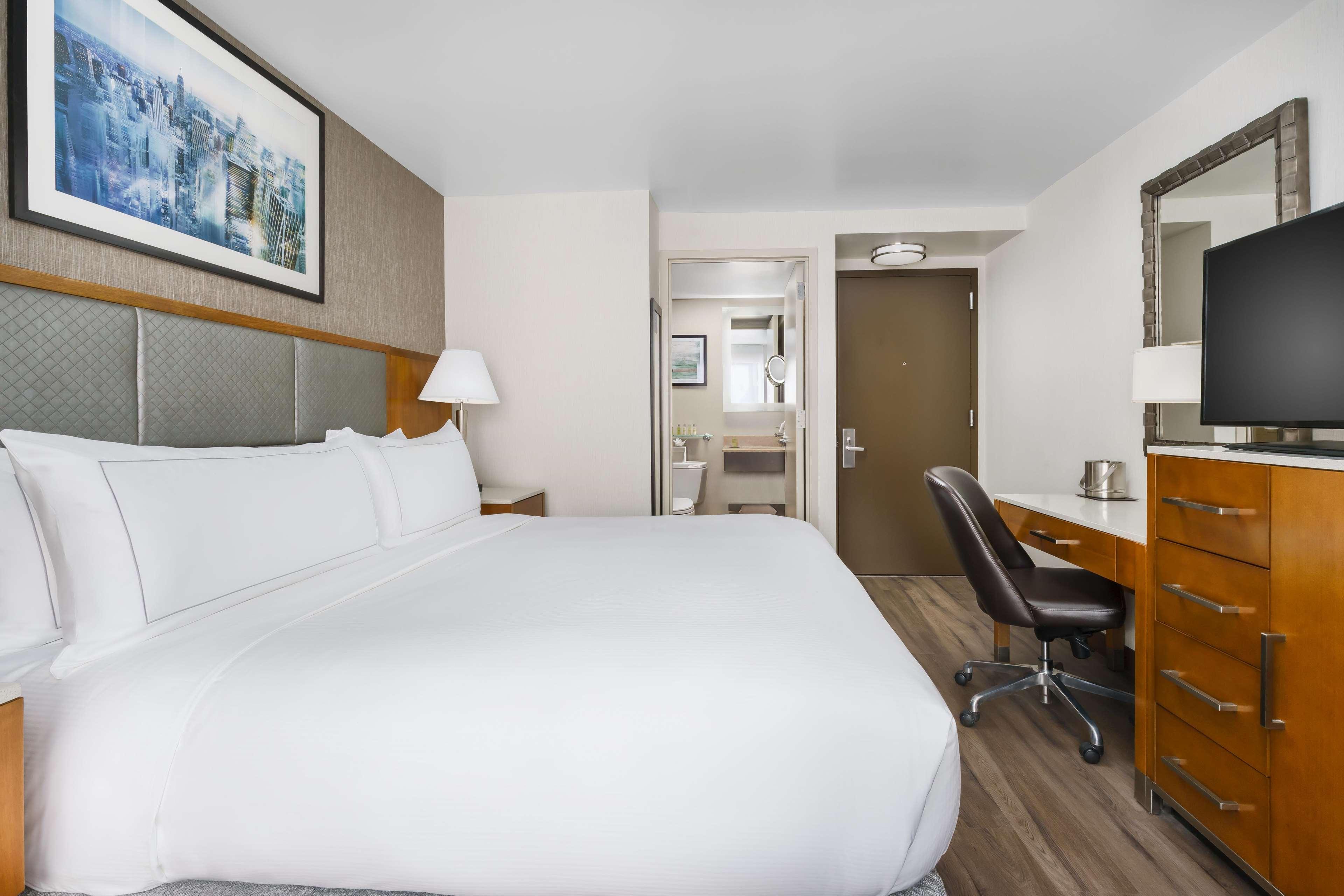 Doubletree By Hilton Hotel New York City - Chelsea מראה חיצוני תמונה