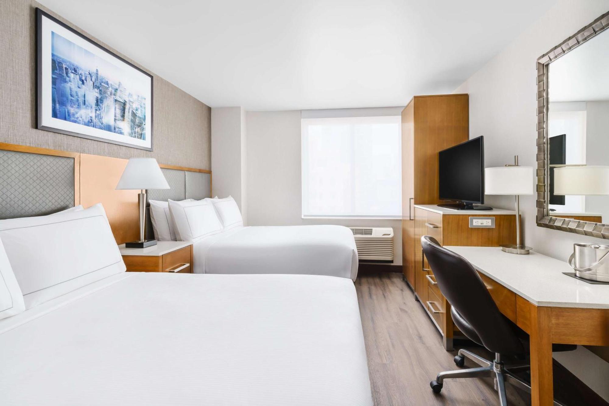 Doubletree By Hilton Hotel New York City - Chelsea מראה חיצוני תמונה