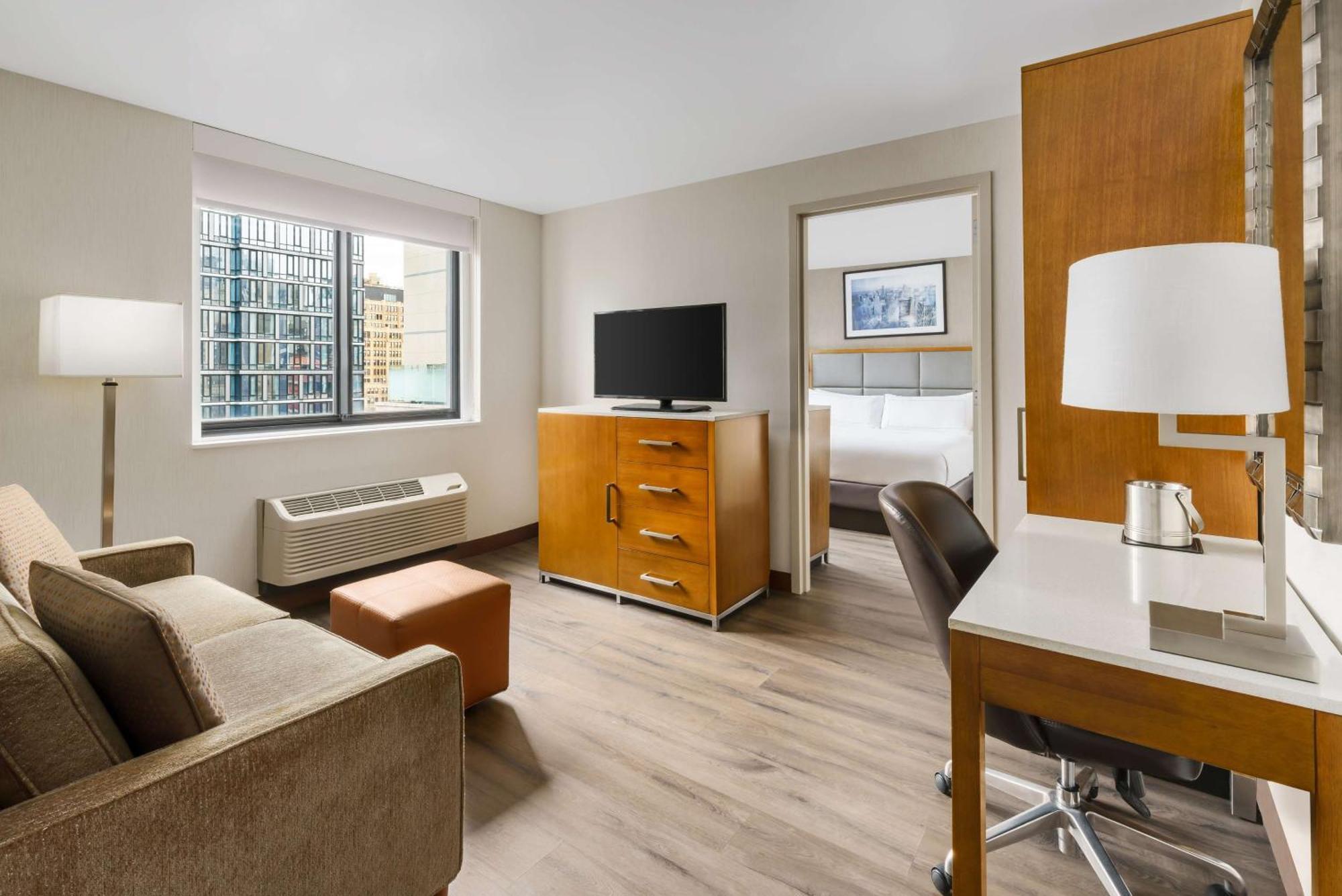 Doubletree By Hilton Hotel New York City - Chelsea מראה חיצוני תמונה